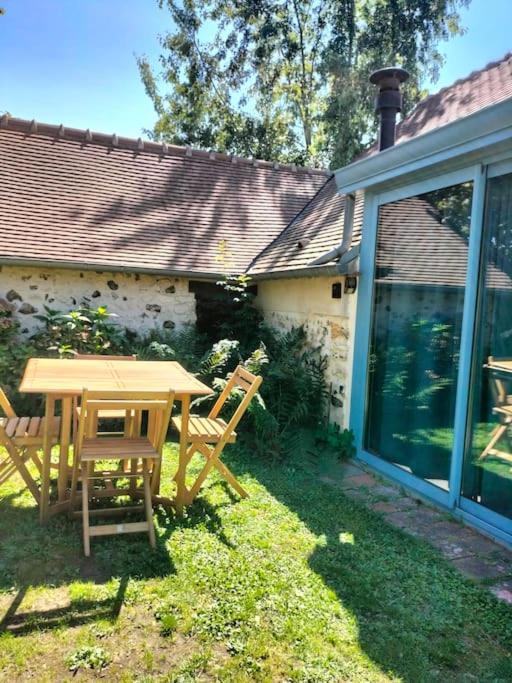 Charmante Maisonnette En Pierre Ecardenville-sur-Eure Экстерьер фото